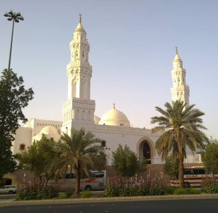 مسجد ذي القبلتين